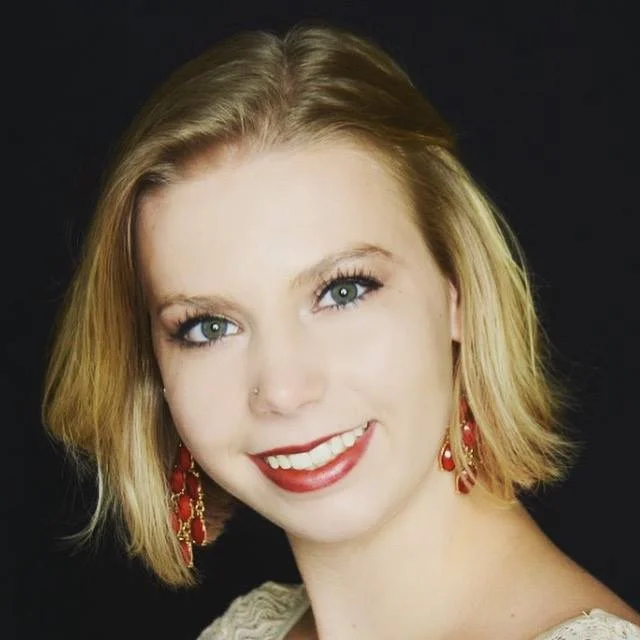 Tessa Head Shot.jpg
