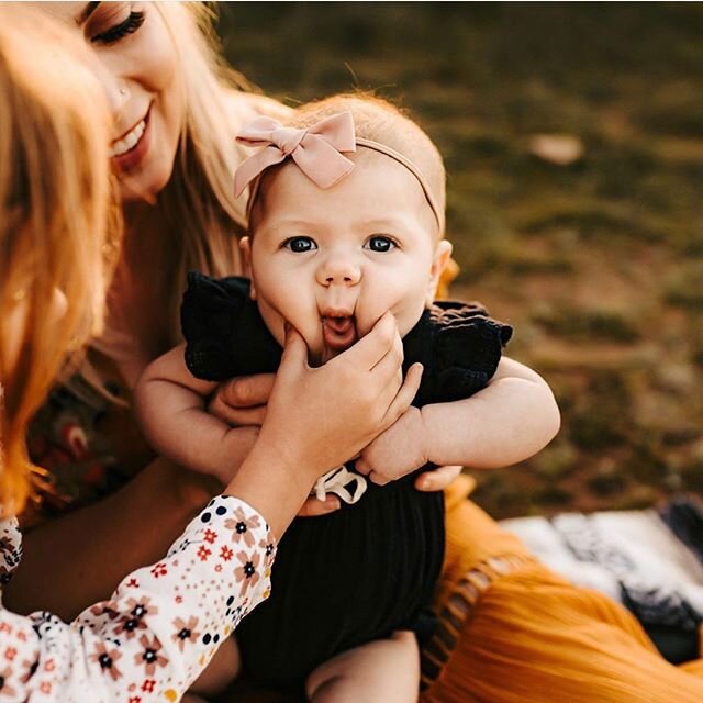 We hope this adorable photo from Kristin @kmariellephotography makes you smile this Monday morning! #ip_kmariellephotography