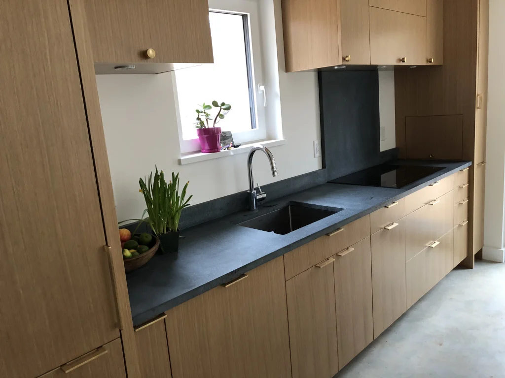 Contemporary kitchen
