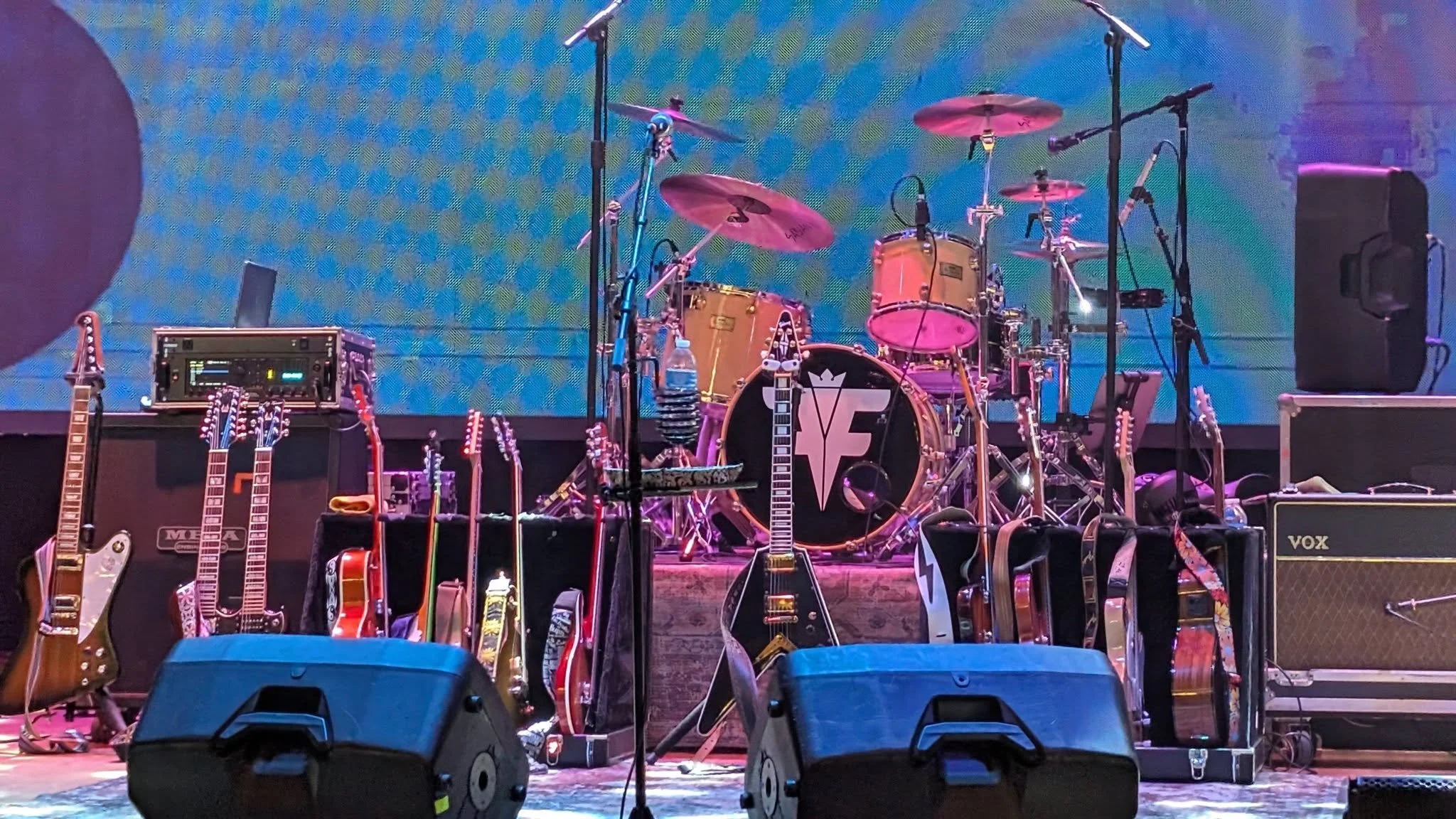 stage111.jpg