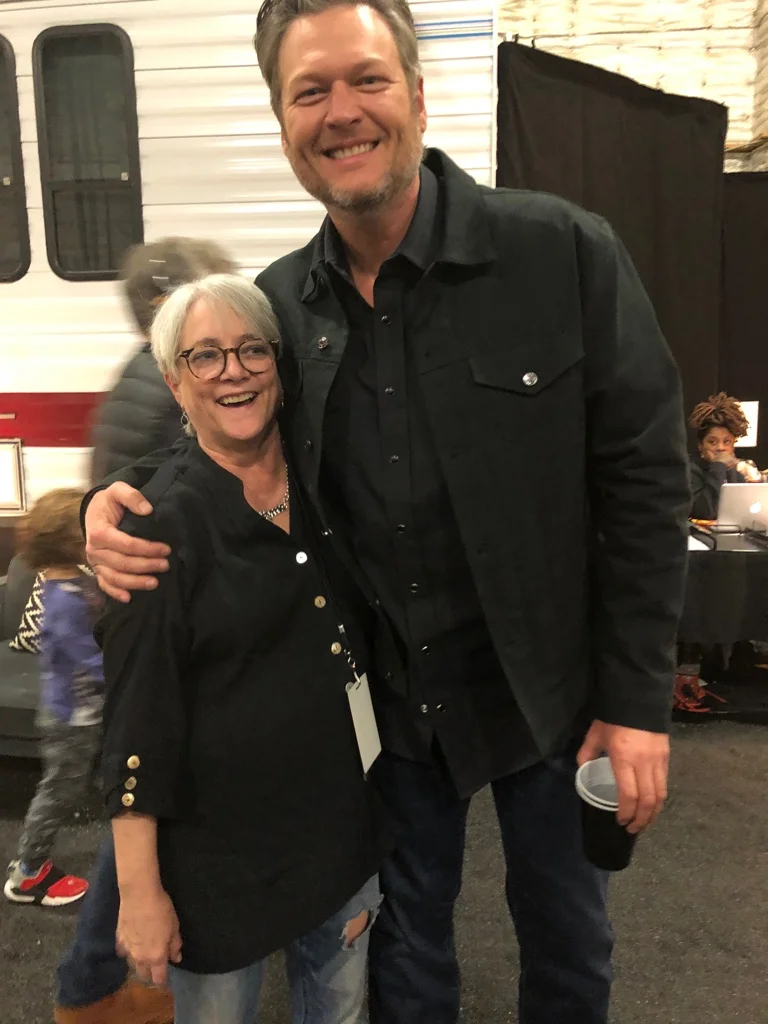 Cofounder Patsy Noah with Blake Shelton