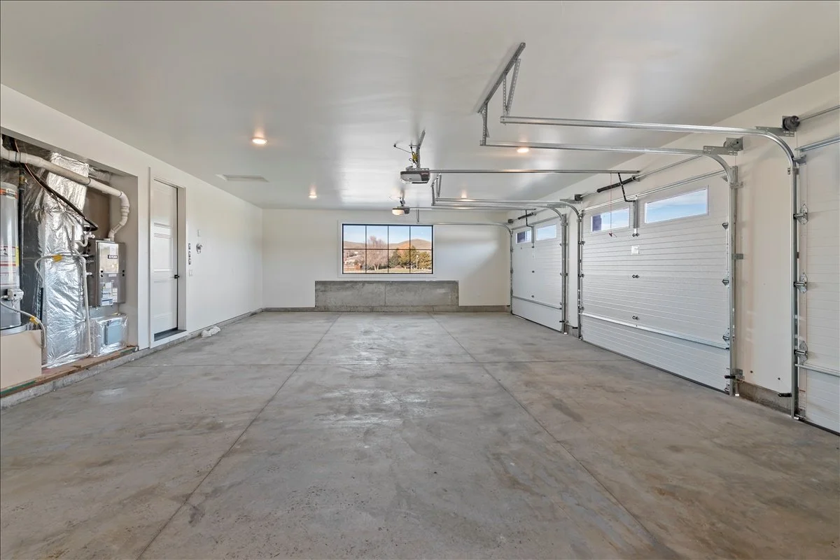 48-Garage.jpg