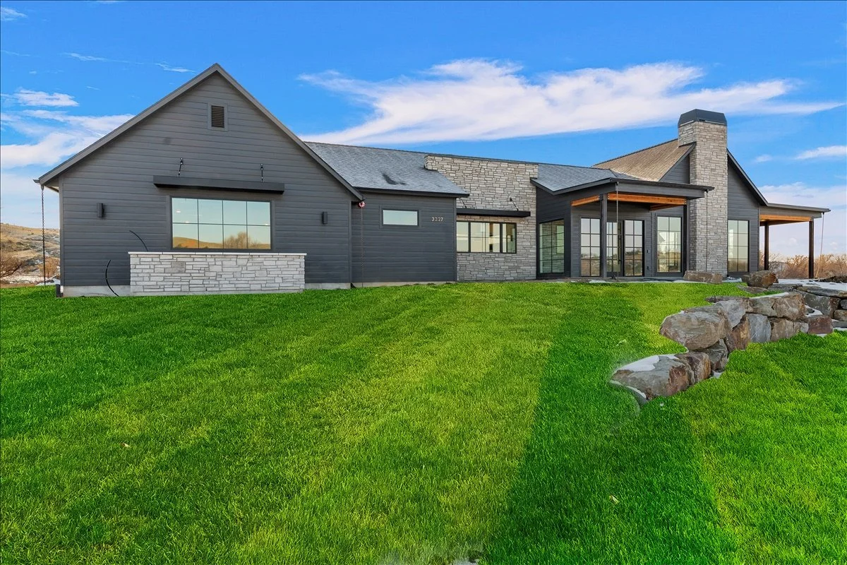 50-Exterior View.jpg