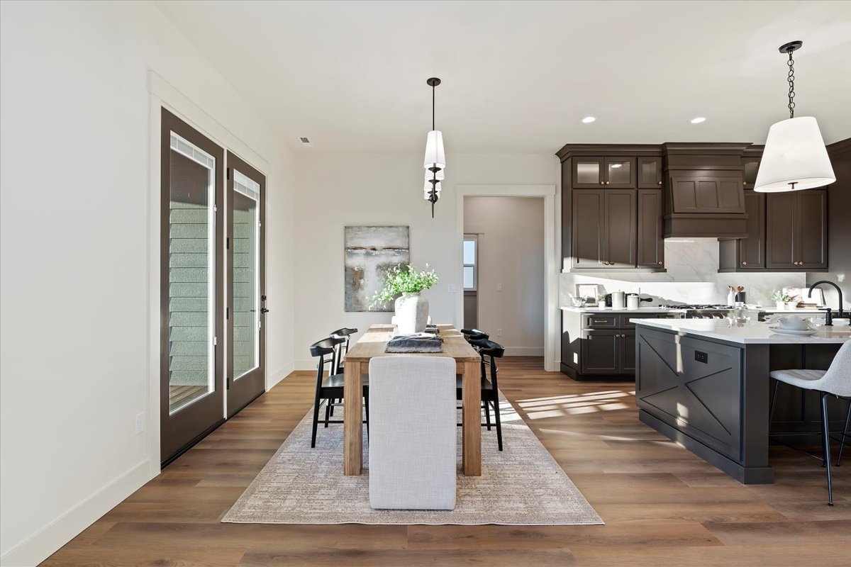 17-9793 S. Peregrine Falcon Ave_008.jpg