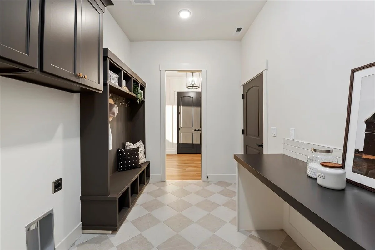 37-9793 S. Peregrine Falcon Ave_027.jpg