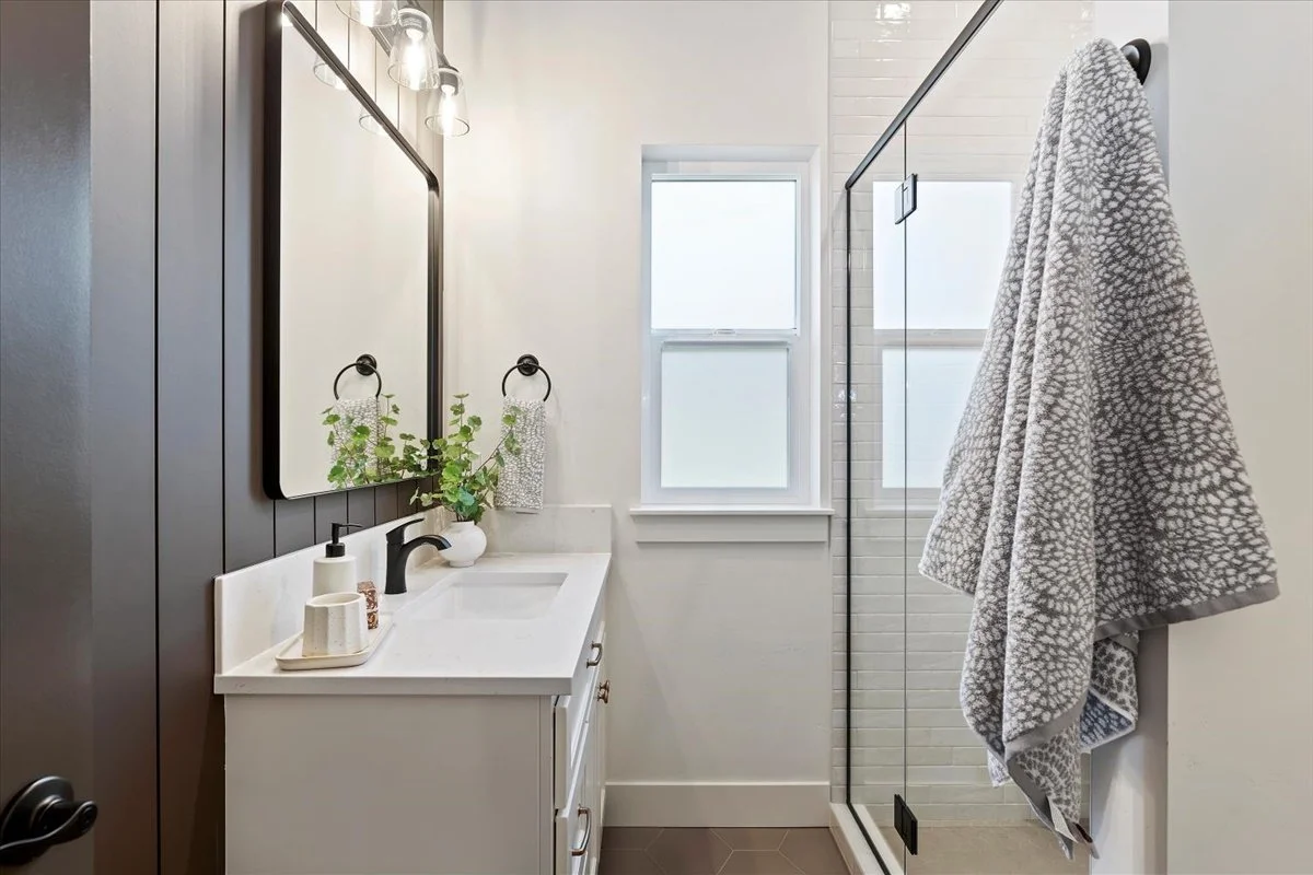 22-9793 S. Peregrine Falcon Ave_012.jpg