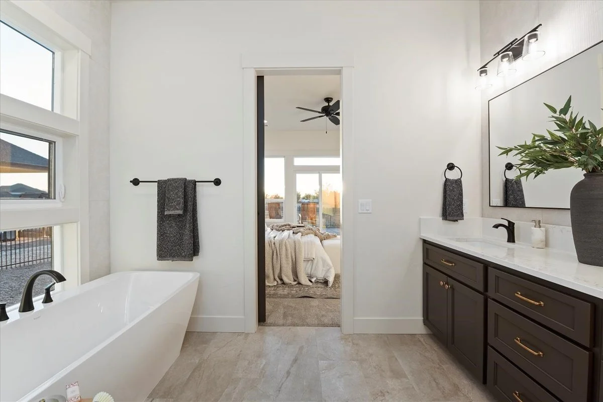 38-9793 S. Peregrine Falcon Ave_028.jpg