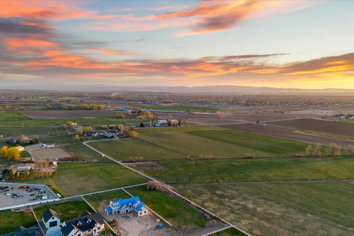 06-5909 E Greenhill St_010.jpg