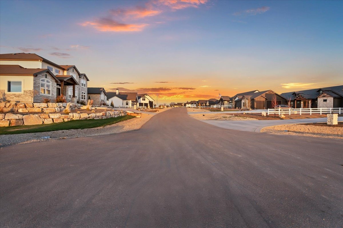 19-5909 E Greenhill St_002.jpg