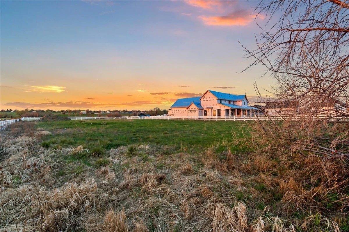 22-5909 E Greenhill St_006.jpg