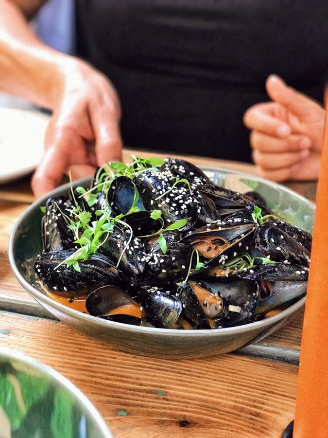 Midnights Brooklyn Curry Mussels