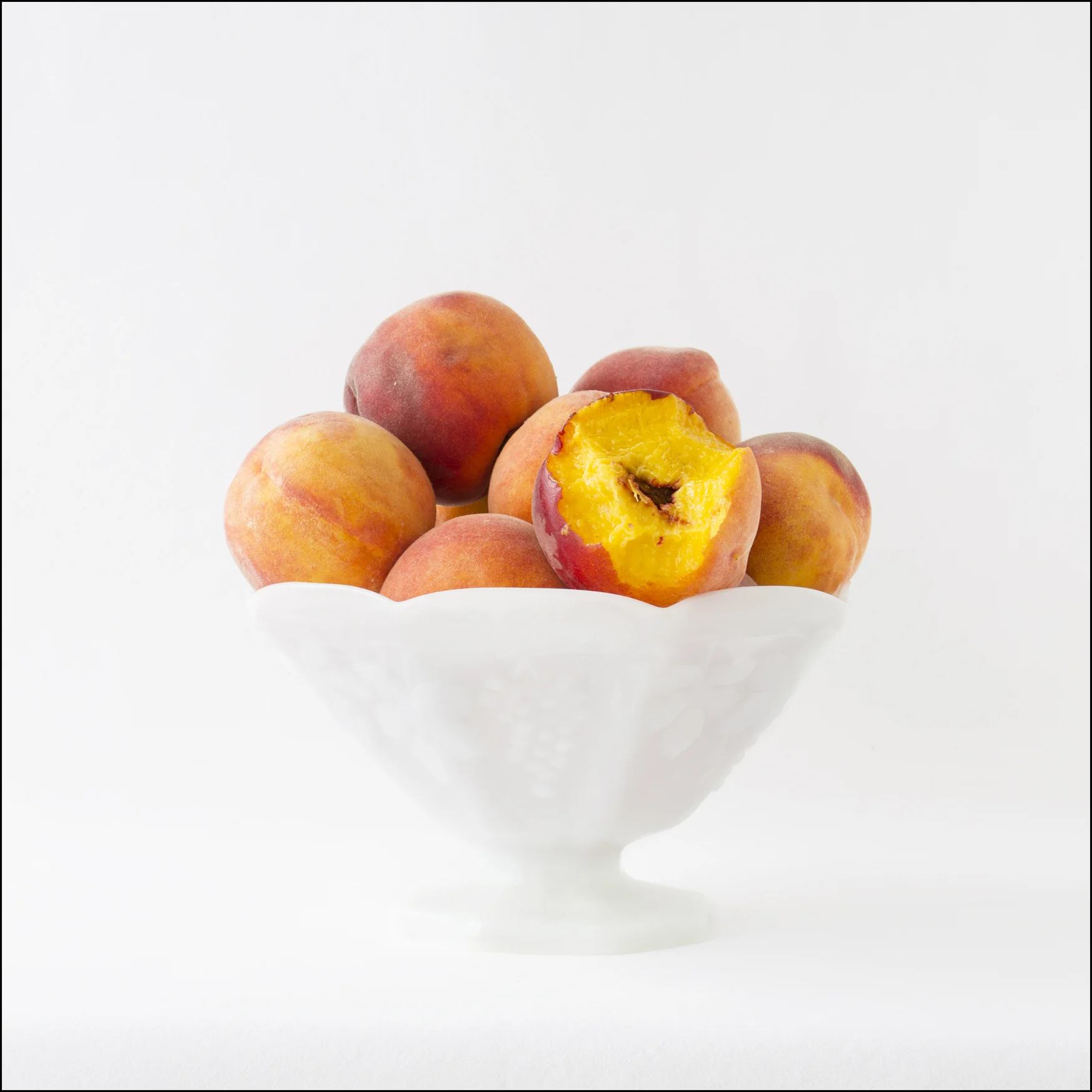 peaches_white_0014.jpg