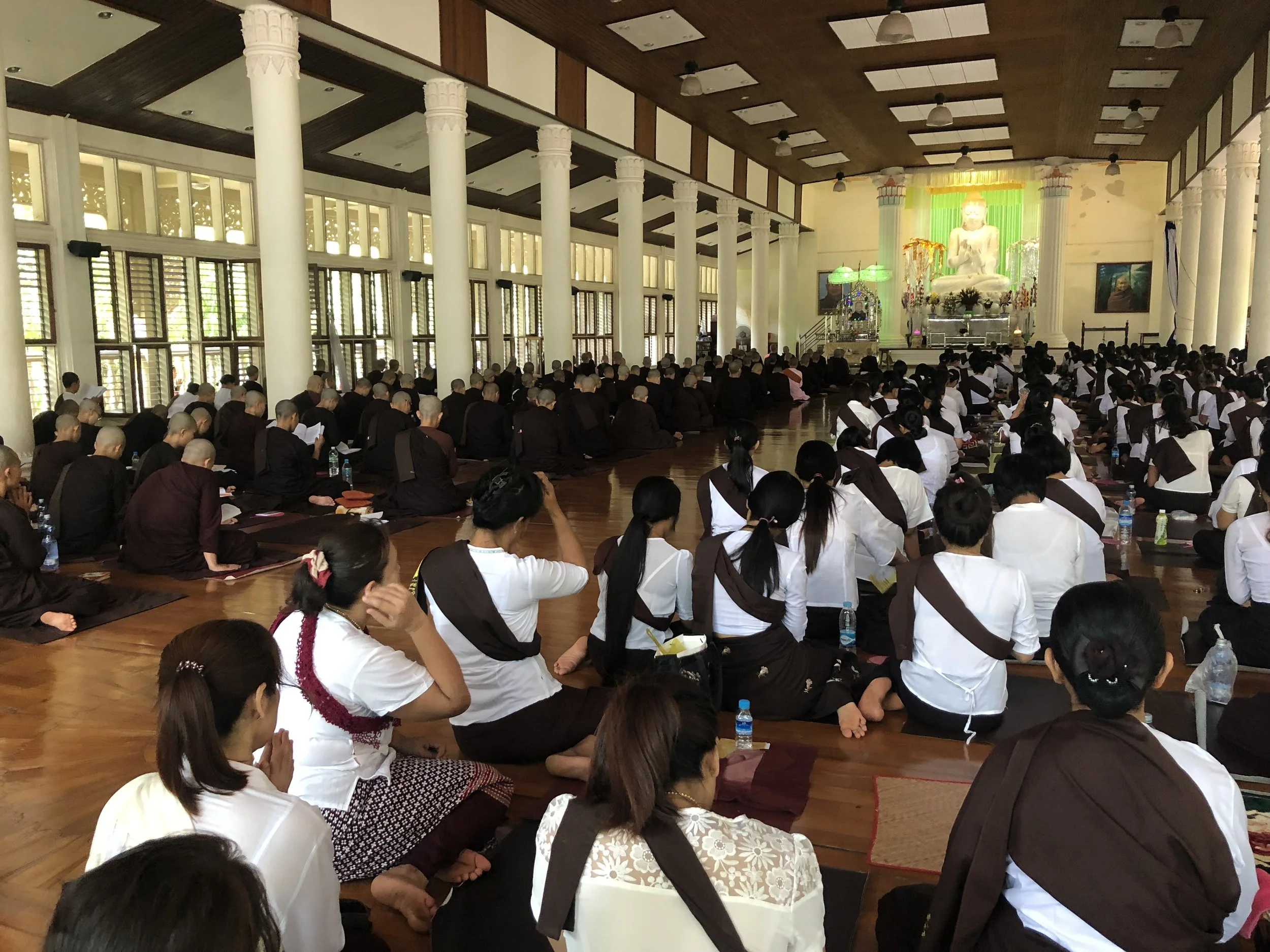 Meditasjonshallen Pa auk.JPG