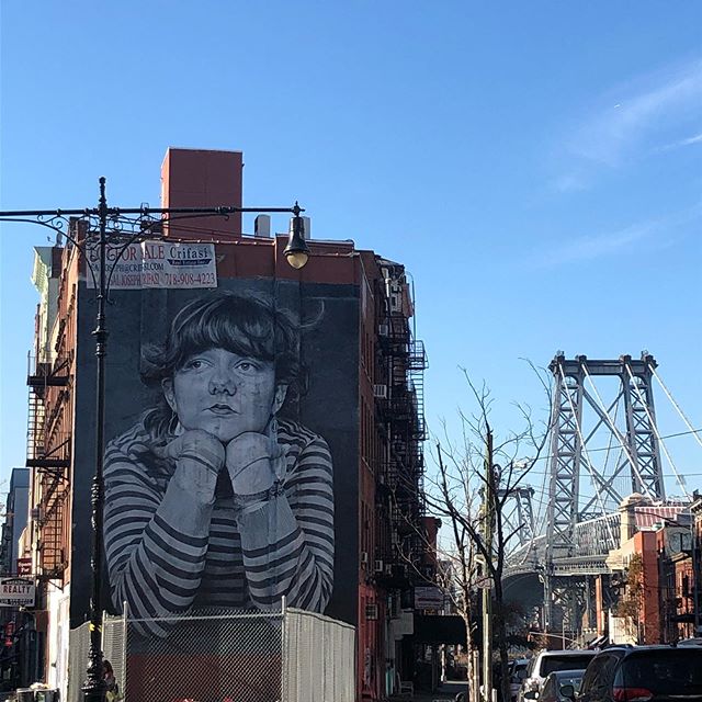 Har min siste dag p&aring; den lange turen. New York er fremdeles en av de fineste byene i verden. Amerikanere er hyggelige - noe det var fint &aring; bli p&aring;minnet i skyggen av den motbydelige oransje mannen. I dag er det thanksgiving, men byen