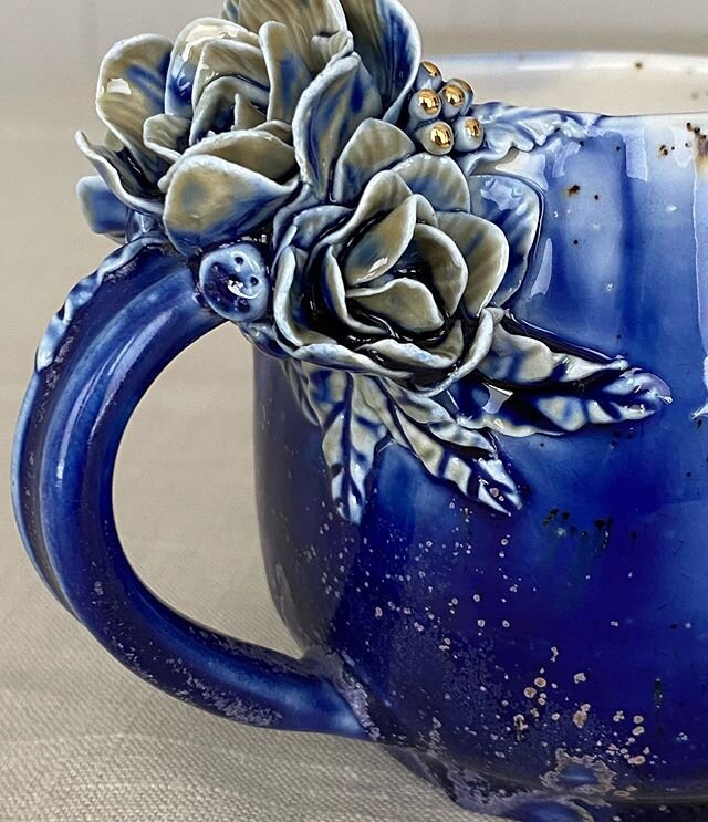 It&rsquo;s going to be *really* hard to let this one go!
:
:
:
:
:
#handmadeceramic #potterylife #ceramicmugs #porcelain #potteryforall #muglove #ceramiclove #loveceramic #handmademug #potterystudio #handmadepottery #cremerging #botanicalcreativity #