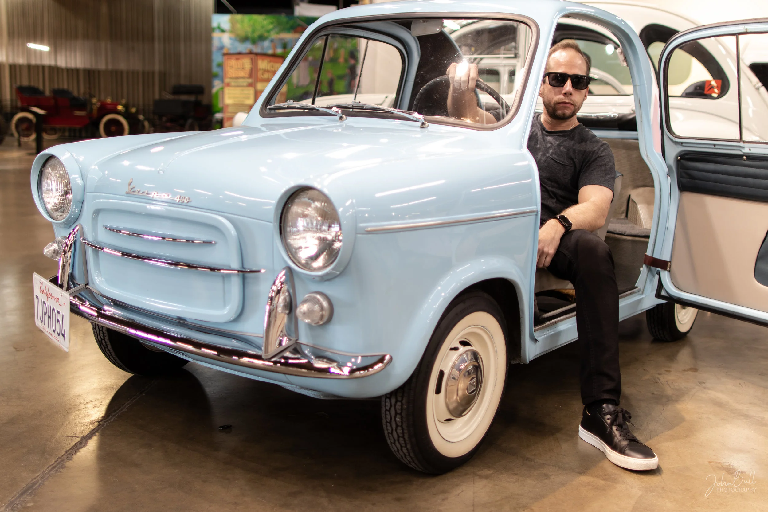 Guys On Grid In Car.jpg