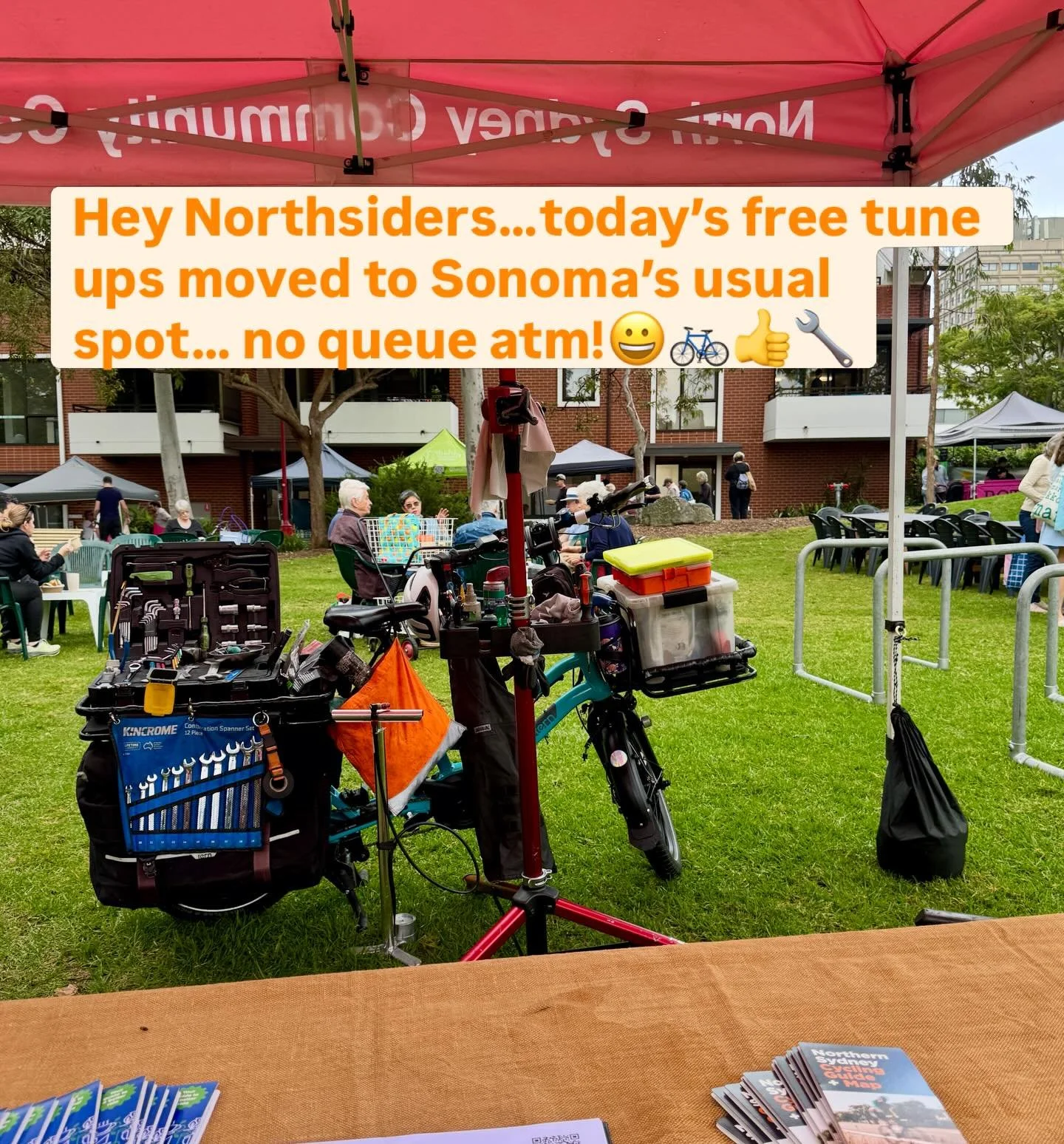 Fuel crisis? No problem! Grab a bike map, advice on riding in Sydney &amp; het your bike tuned up at @nthsydmkts while you shop. Last tune up at 11:45am, currently no queue @north.sydney 🚲❤️👍🔧