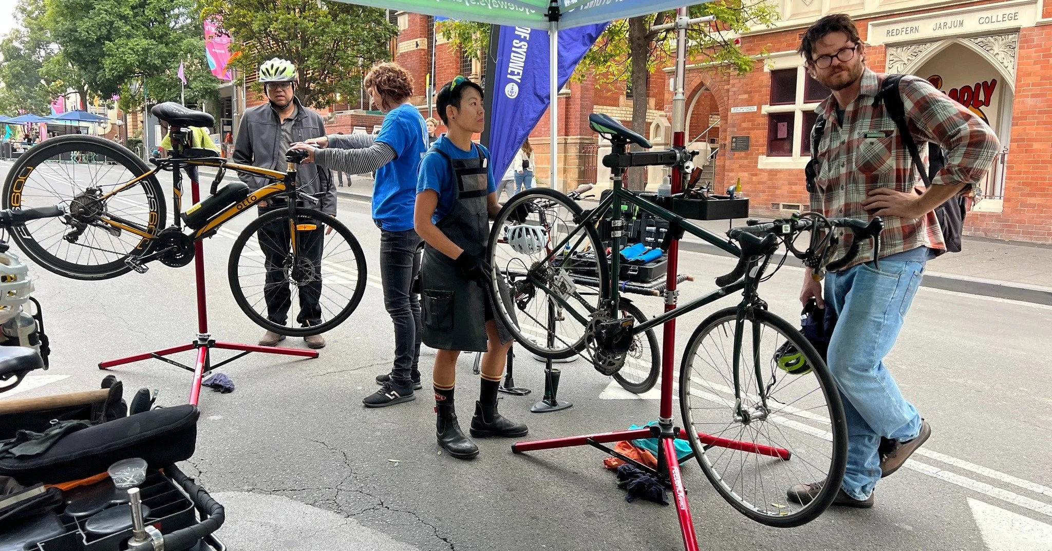 Have you heard of Rider Rescue?

Sometimes the most valuable bike skill isn't repairing a puncture.

It's knowing what to do next.

What should you carry?

Who could you call?

When is it safe to keep riding?

When should you stop?

How do you get yo