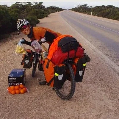 Twenty-one countries by bike taught us something we didn&rsquo;t expect.

People noticed us.

Sometimes they waved. Sometimes they smiled. Sometimes a horn sounded behind us and, rather than feeling hostile, it was simply somebody saying hello.

Ridi