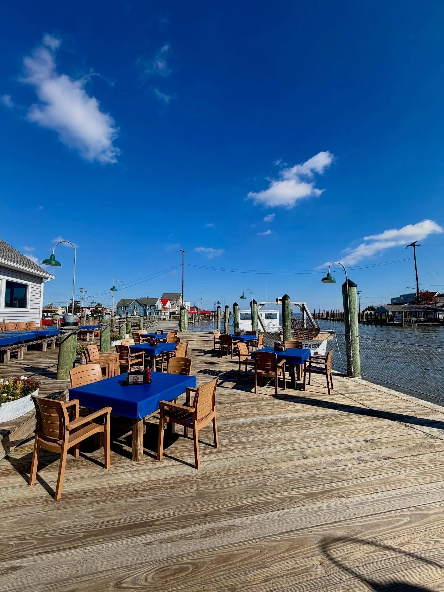 These could potentially be our last few days that we&rsquo;re able to seat outside!! Come soak up some November sun! ☀️🍂 Open from 12pm-8:30pm today. Closing date is November 23rd for the 2025 season, only about two week left to get your seafood fix