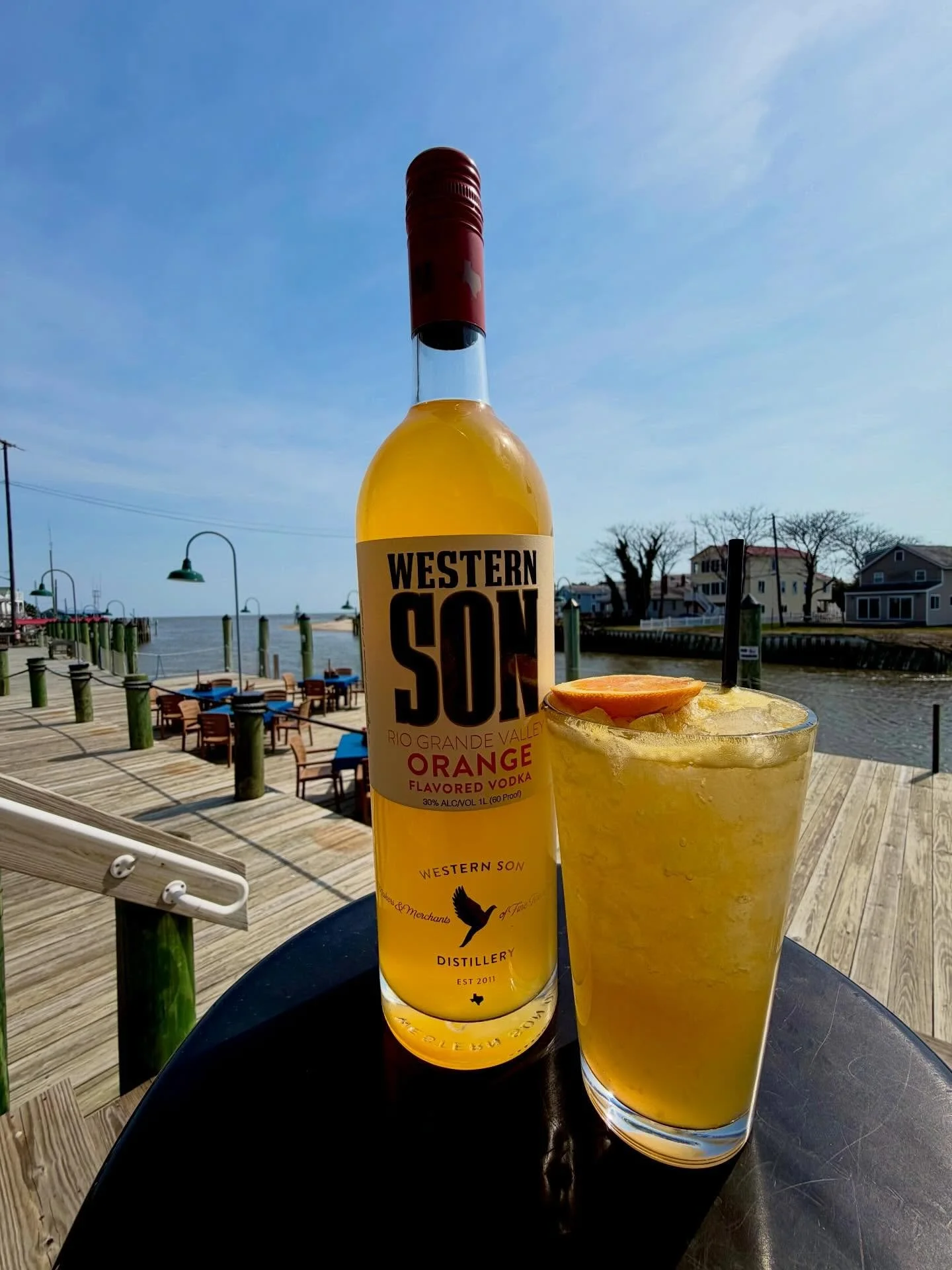 Going to be a BEAUTIFUL day!! We open at noon &amp; Buck A Shuck starts at 4PM! 🌷🦪