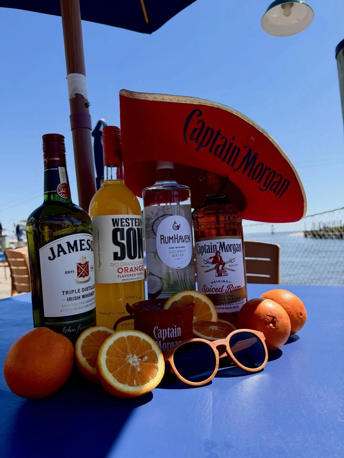 🍊🏴&zwj;☠️Orange Crush Contest🍊🏴&zwj;☠️
⏰Saturday, May 23rd 12PM-5PM⏰

🏴&zwj;☠️🍊4 orange crush stations across our bars along with giveaways at the stations while supplies lasts!! Vote for your favorite crush location &amp; drop your voters card