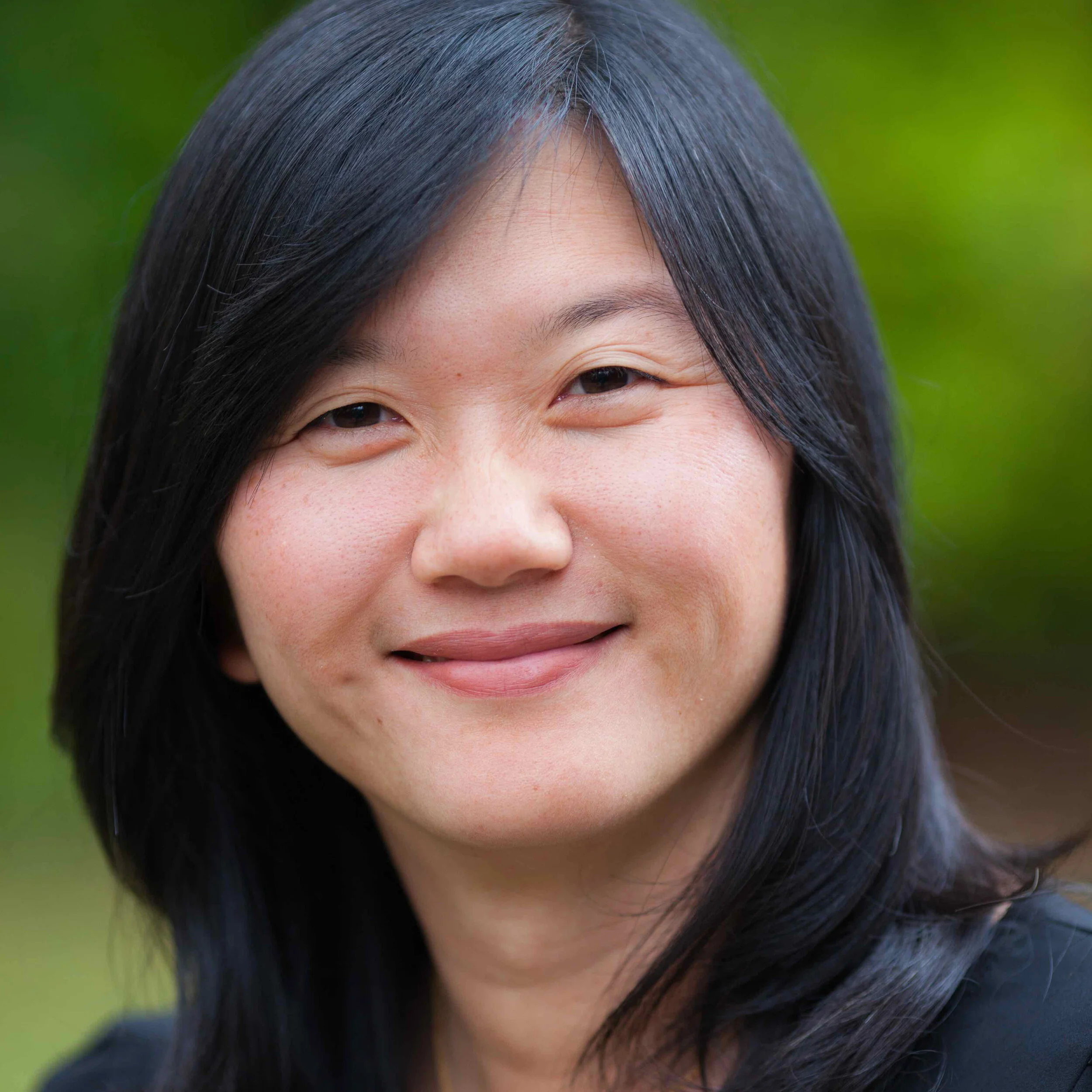 Lucy Zhang, BATECHNOLOGY STRATEGIST