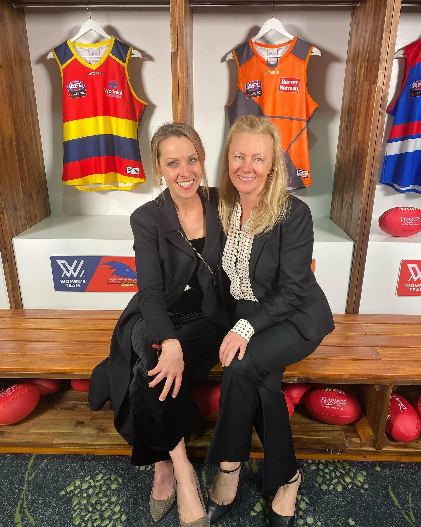 Fearless launch 💥👏🏾💪🏾
Here with magic Meg, Chelsea, Chelsea&rsquo;s bling💥 + Ellie B 💥
Fly-on-wall production following four AFLW teams. 
Snippets shared were nothing short of 🔥🔥🔥 
Starts 24 August on Disney+ 
@disneyplusau @jamtvaus co-pro