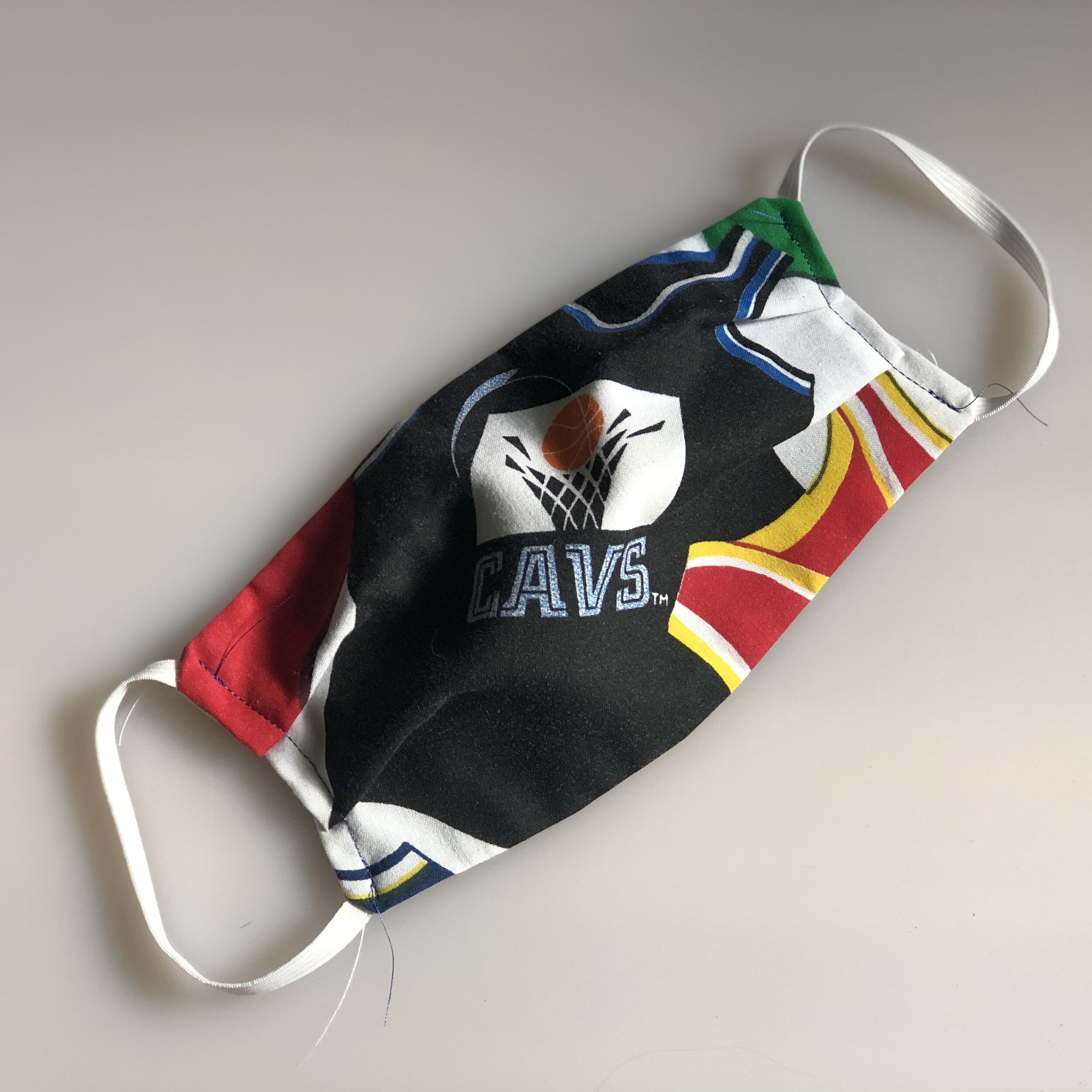 CLEVELAND CAVALIERS FACE MASK