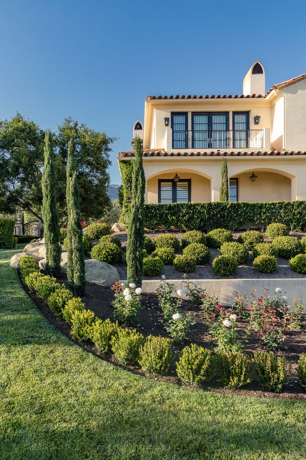 424 Meadowbrook Drive-8.jpg
