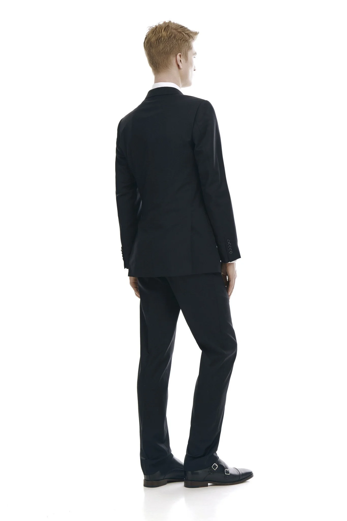 online-black-fitted-suits-for-men.jpg