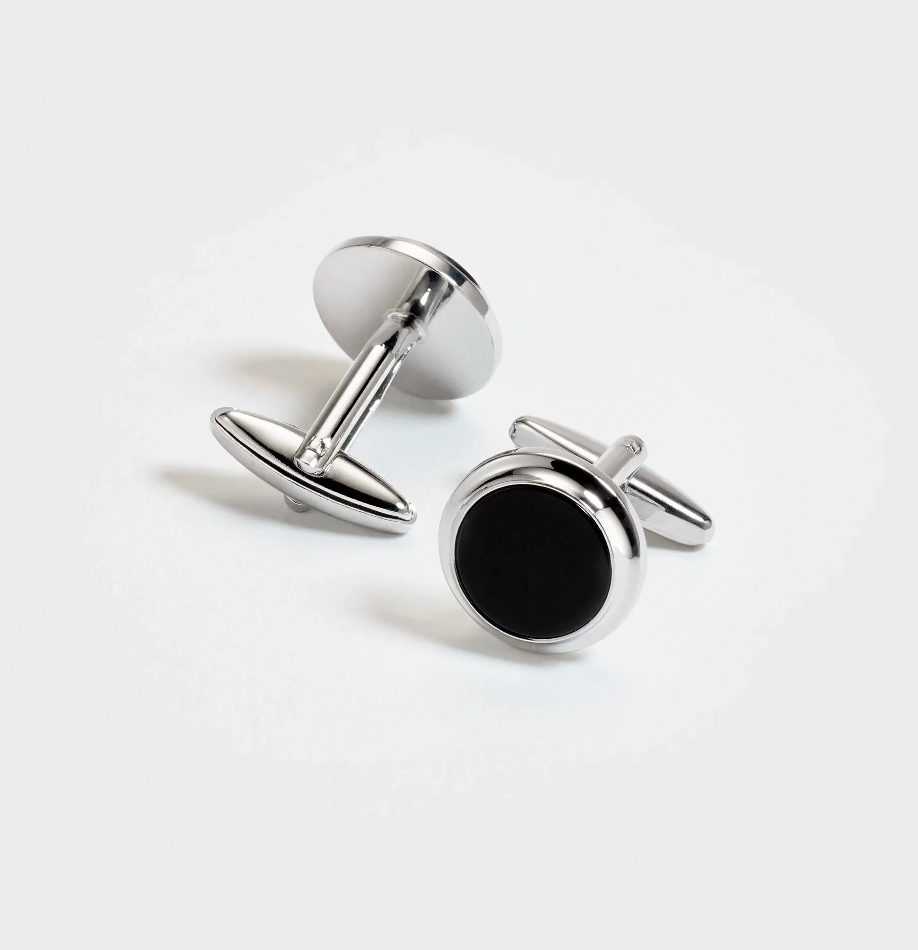 JY_001_silver_onyx_0032rt5_1812x.jpg