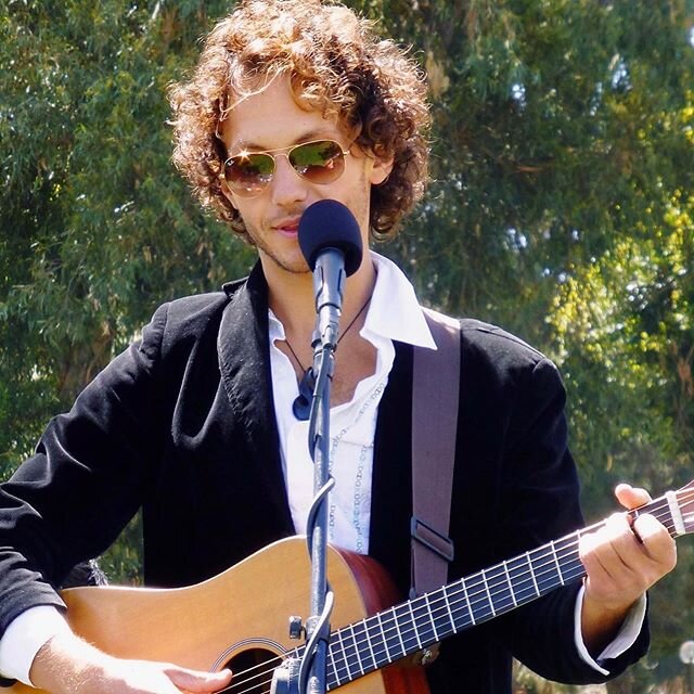 Thursday #flashback to when I played a few years back at my Alma Mater UCSB four their annual Gaucho gathering. I&rsquo;ll be sharing more music today in the Rose Garden at the SB Mission with an opening meditation circle at 5:00 with Alaya Love. Spe