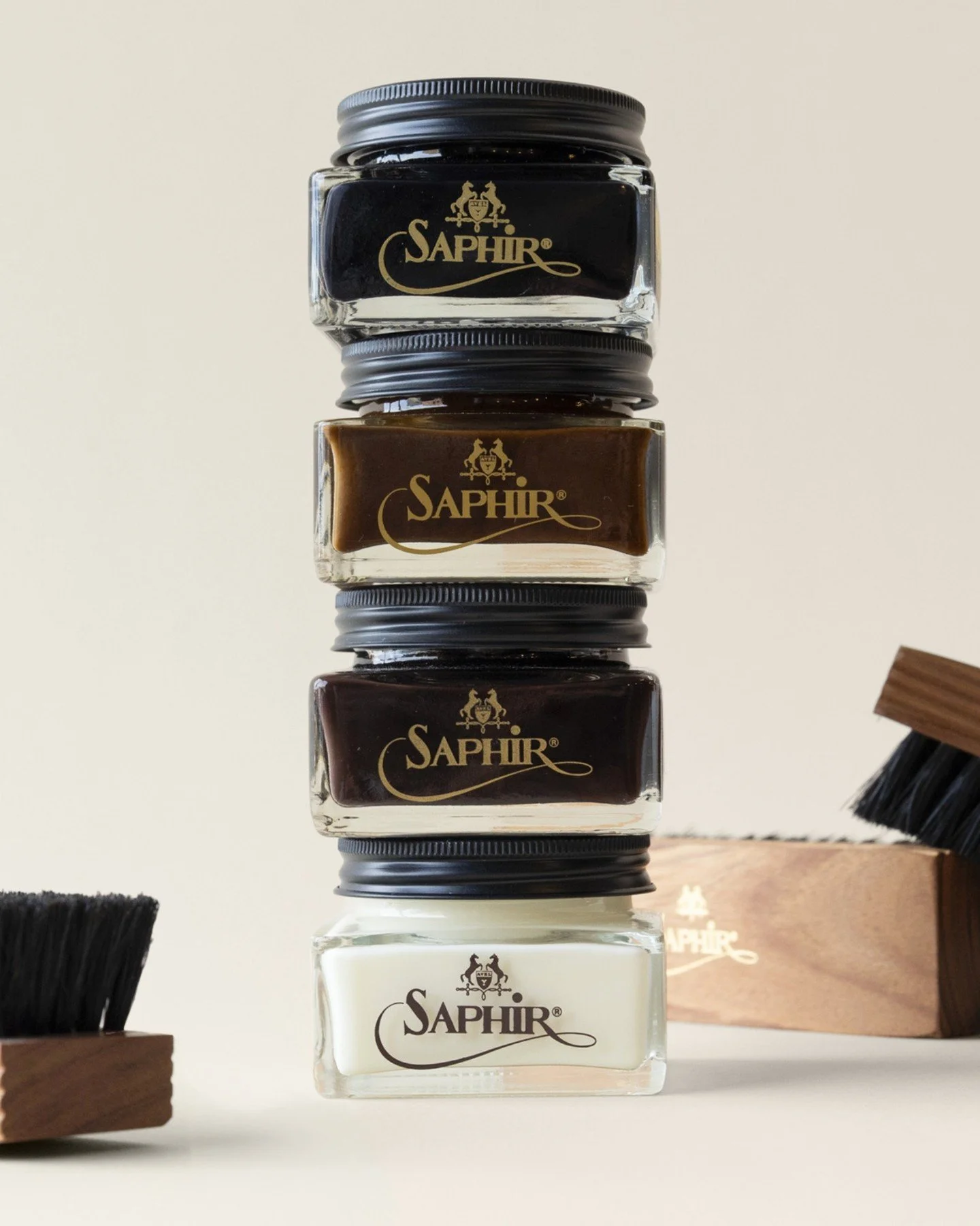 Saphir Oiled Leather Cream is specifically designed for oiled and greased leathers, such as Chromexcel, delivering deep conditioning and protection.