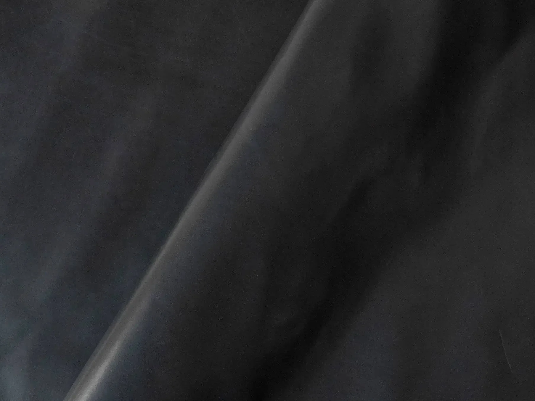 Atlantica_Etrusco_Nero_Swatch2.webp (Copy)