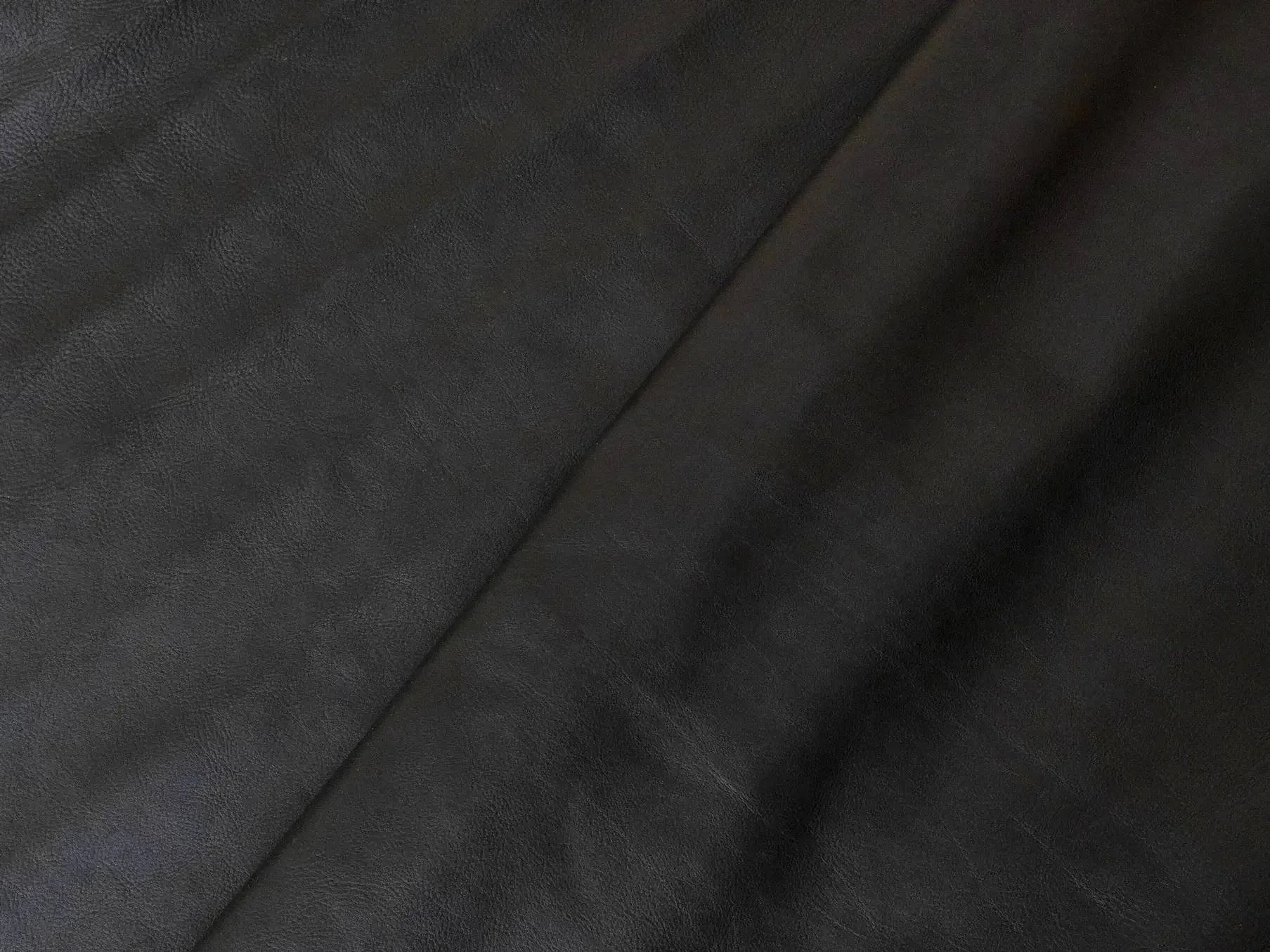 Atlantica_StromboliX_Nero_Swatch.webp