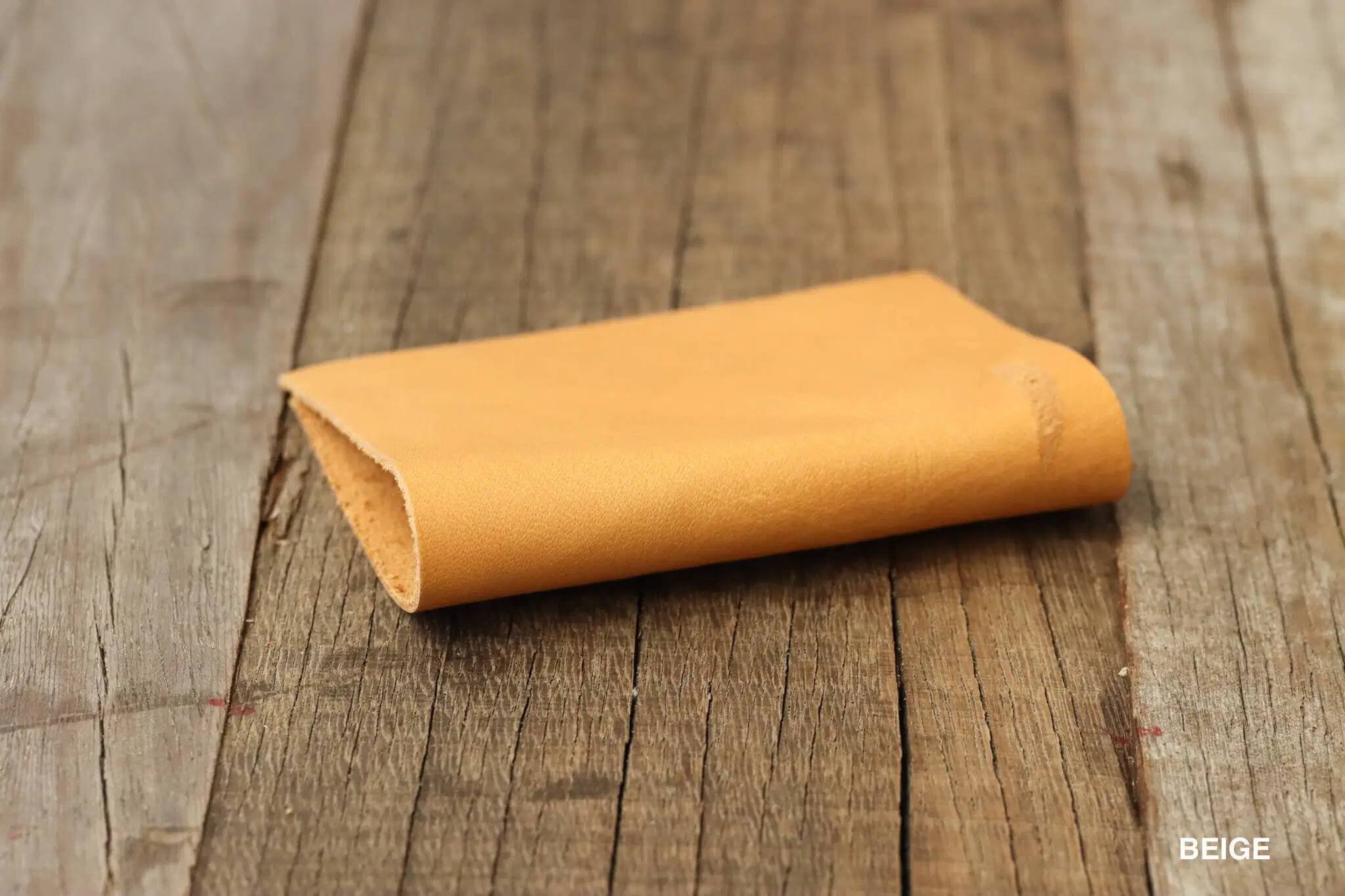 Arazzo Capri Upholstery Leather in Beige