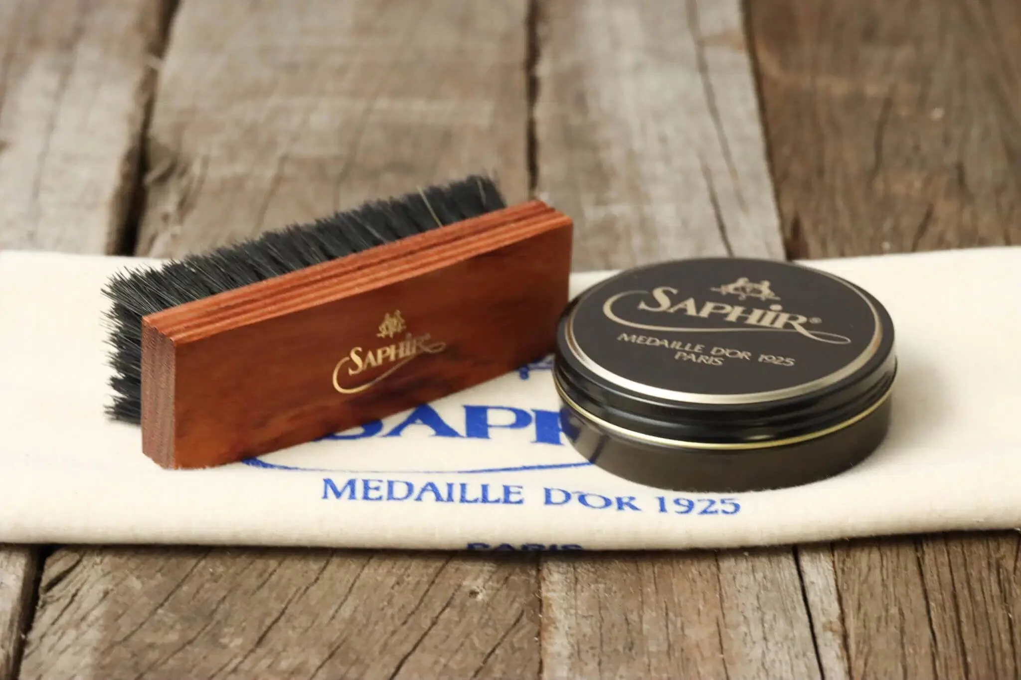 Saphir Bundle • Polish, Brush & Cloth Set