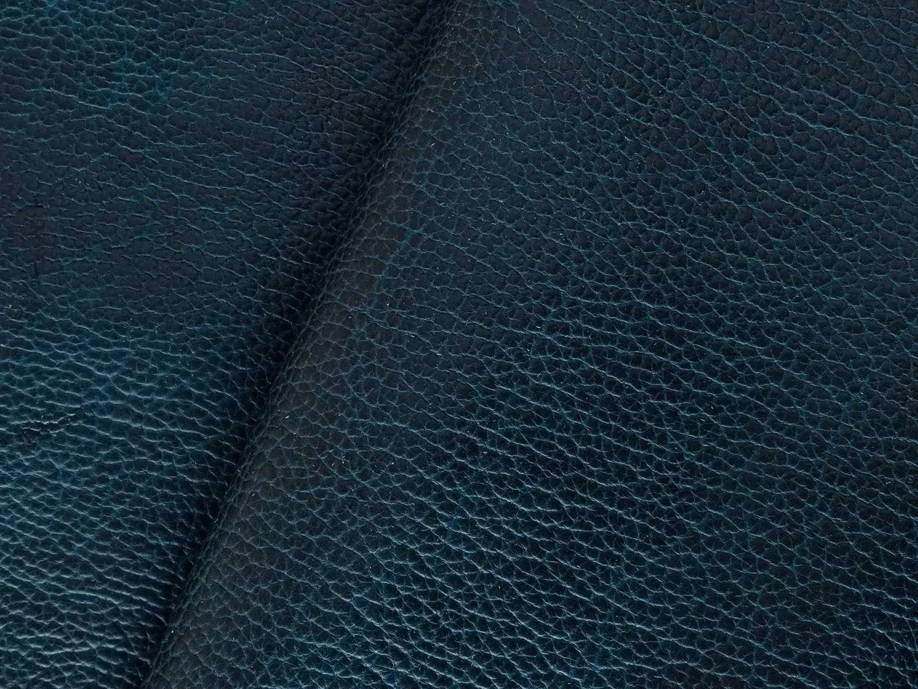 Yellowstone_Royal_Swatch.webp