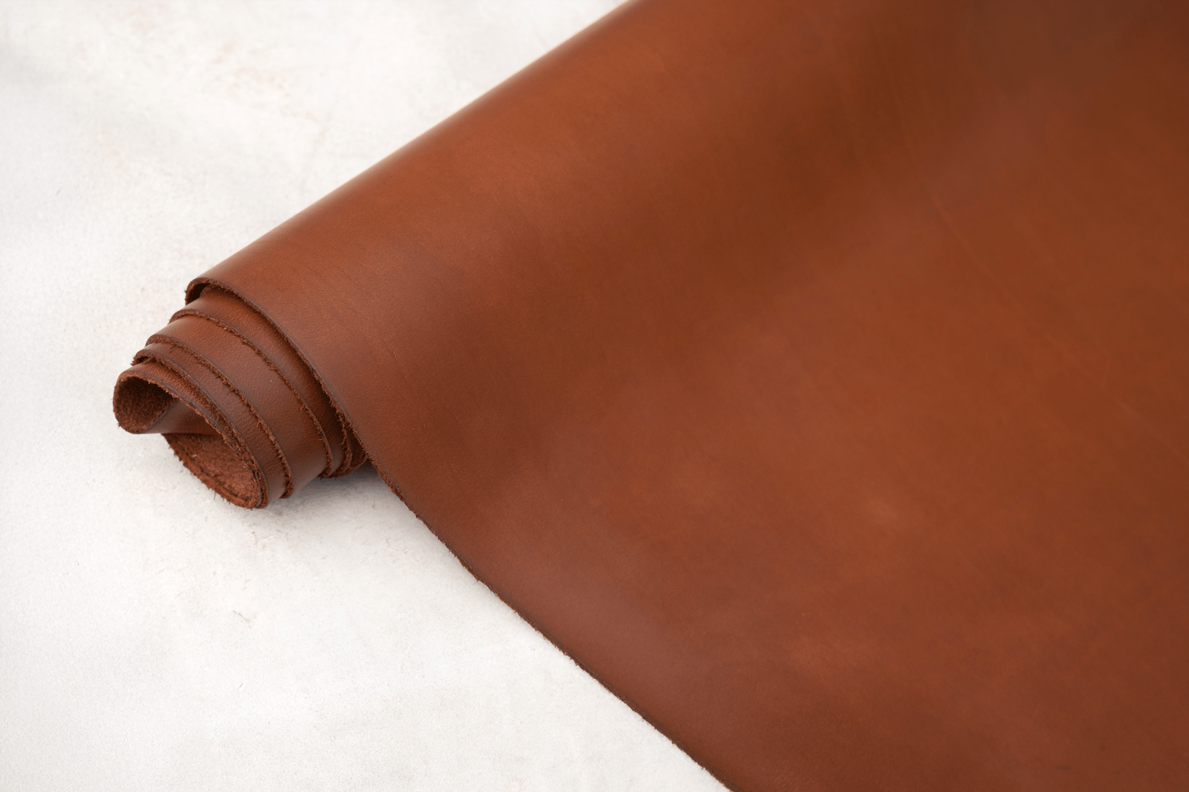 BrownPolishedLatigo_Roll-min.png
