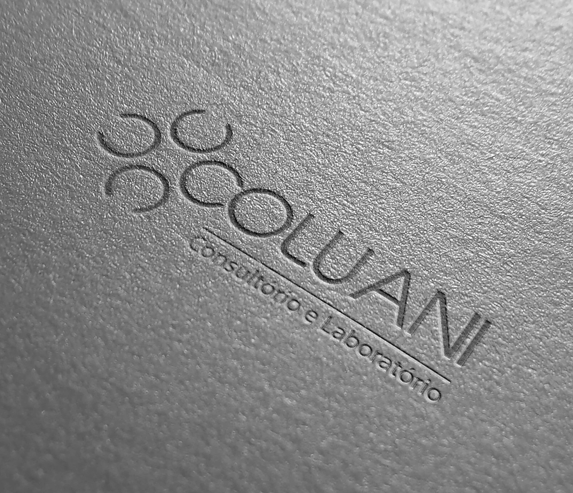 logodourado2bw.jpg