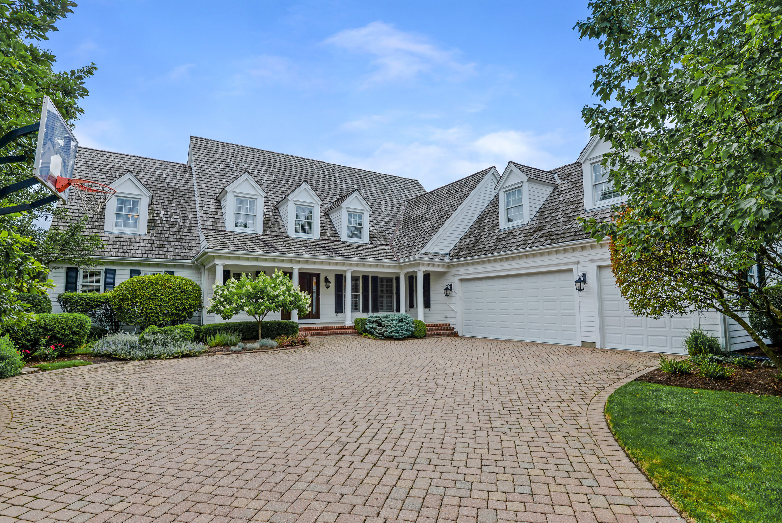 1207 W.Golf Rd, Libertyville