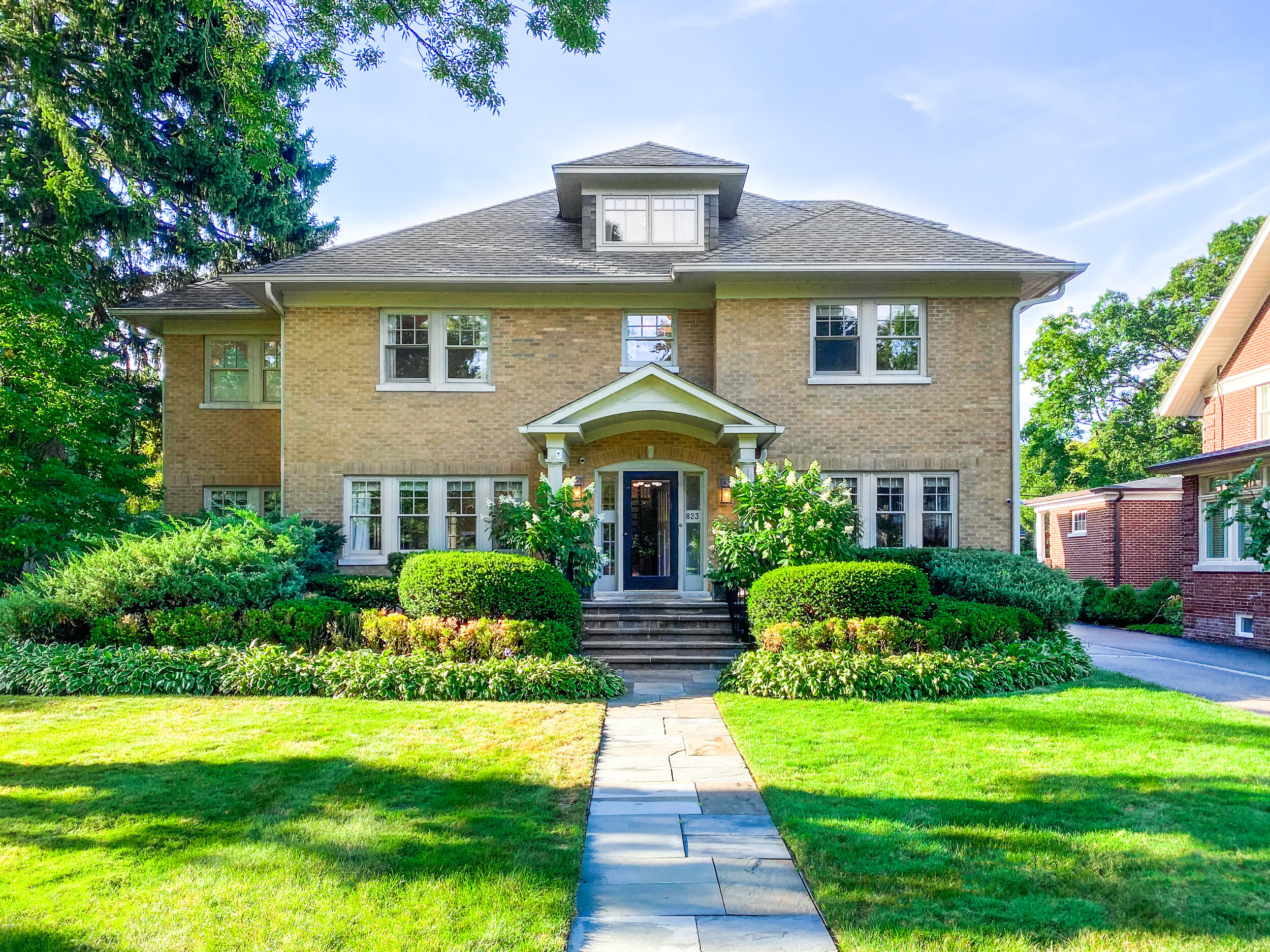 823 Chestnut Ave, Wilmette*