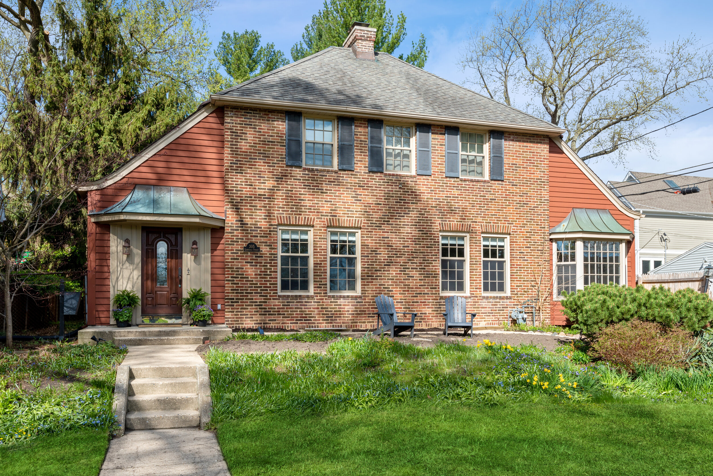 305 Lawndale Ave, Wilmette