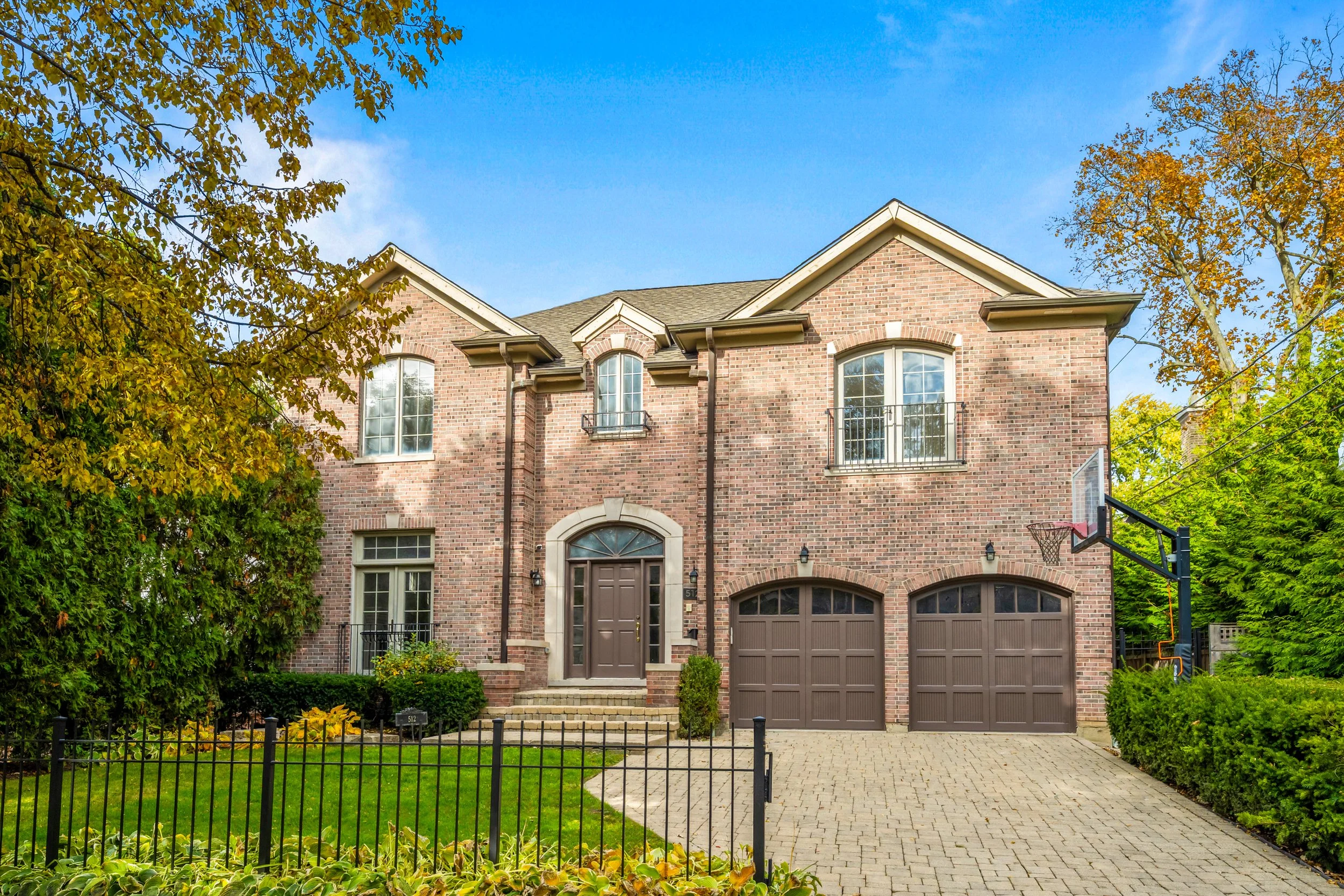 512 Elmwood Avenue, Wilmette