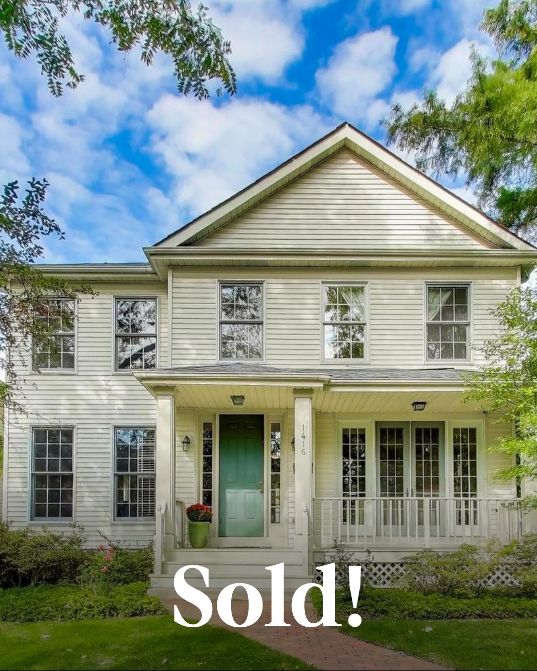 Sold in Wilmette! 🎉⁠
1416 Elmwood Avenue ⁠
⁠
Congratulations to our amazing clients on the purchase of their new home! We're so excited to welcome you to Wilmette. You're going to love it here! ⁠
⁠
And thank you to listing agents @lydiaandjane_compa