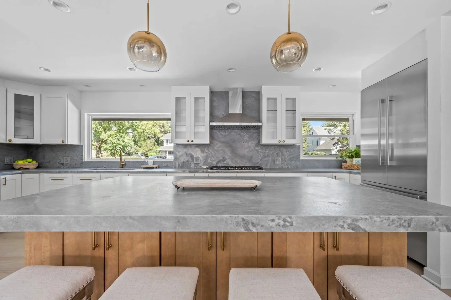 Check out some interiors from recently sold listings!⁠
⁠
⁠
⁠
#compasschicago #winnetka #newtrier #chicagosuburbs⁠ #wilmette #chicagohomes #compass⁠
⁠