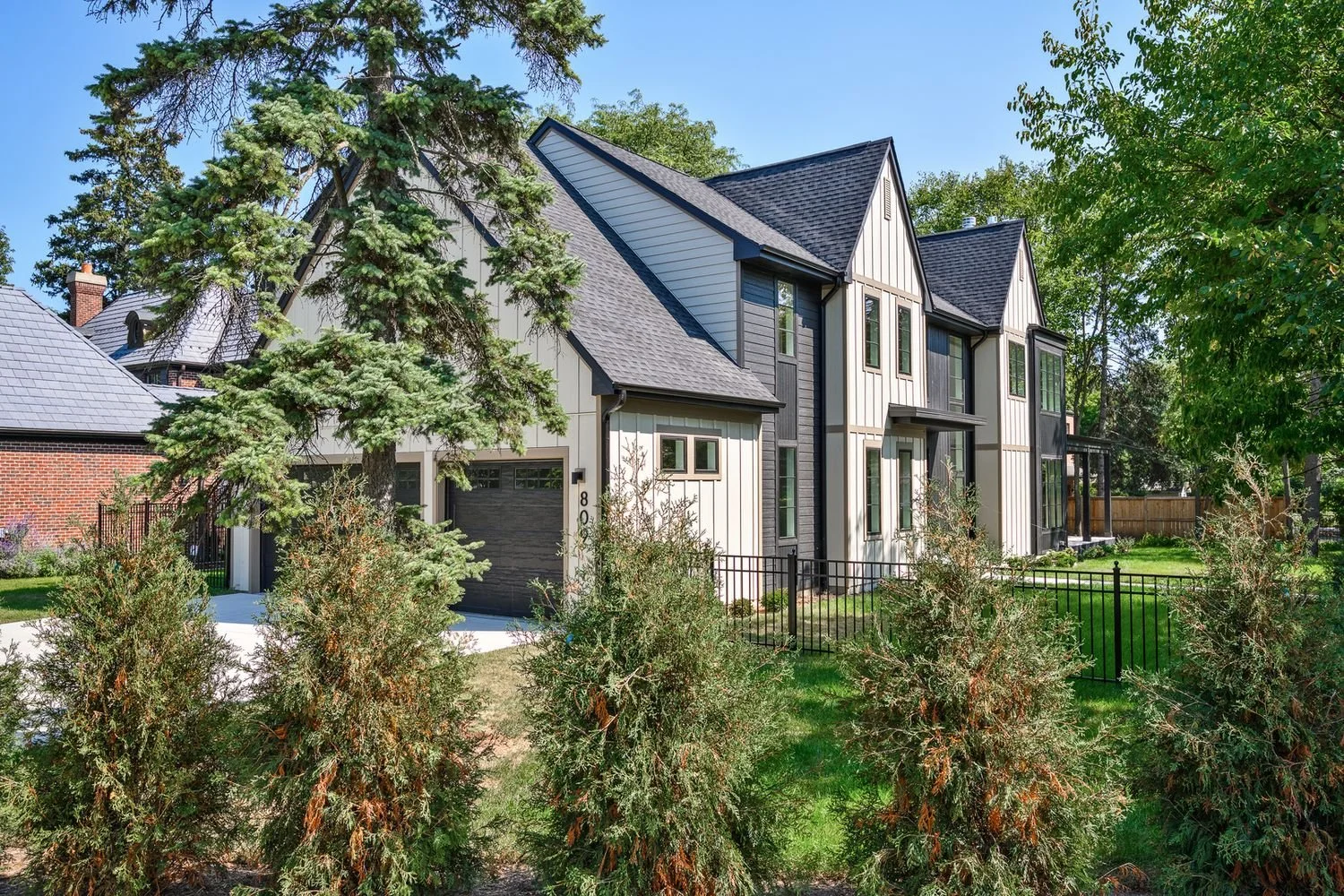 809 Lenox Rd, Glenview*
