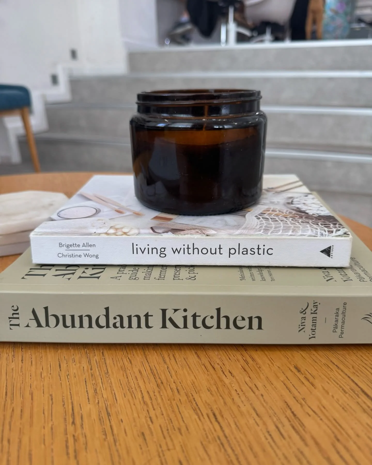 Read a book while you are here 🫶🏻

We know the minutes you get to sit in our chair are precious so we are always looking for ways to enhance those minutes in any way we can. 
So over Christmas I had an idea to curate some lovely books for you to re