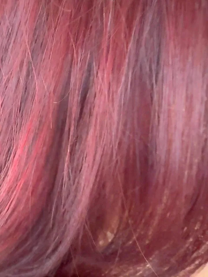 Roses are red, and so is this hair, I can&rsquo;t write poems but I can do great hair 🤷🏼&zwj;♀️🤦🏼&zwj;♀️🤣

Violently vibrant and shockingly gorgeous, this hair was created using @owayprofessionalausnz colour